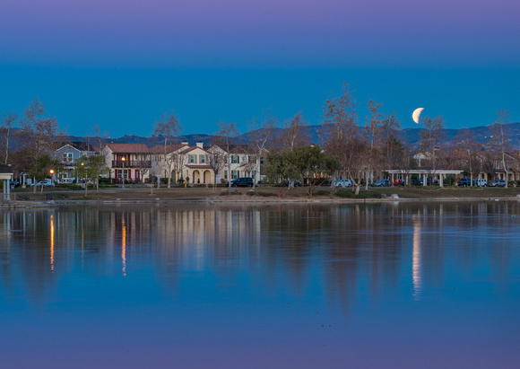 Lunar Eclipse at Harveston Lake
